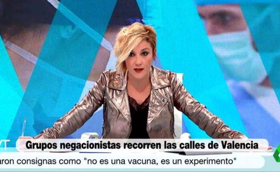 Cristina Pardo corta la emisión de Más Vale Tarde y alucina con unas imágenes: Hay que ser mala persona