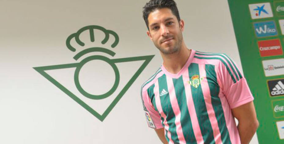 El Real Betis vestir una camiseta especial frente al Granada