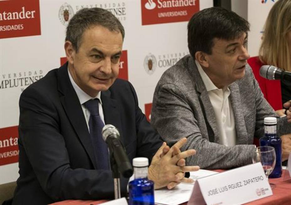 Zapatero durante su intervención en los Cursos de verano de la Universidad Complutense de Madrid