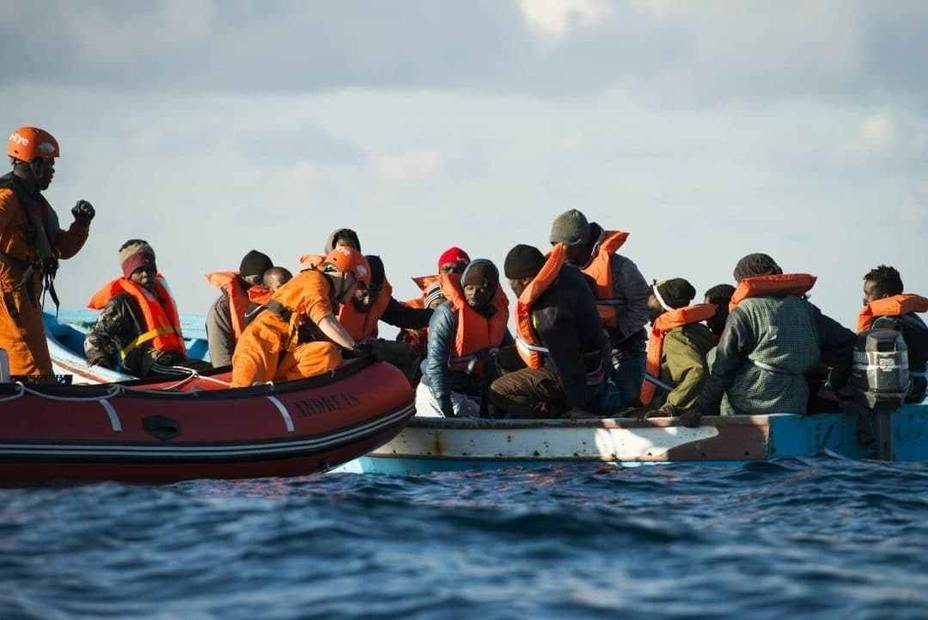 Europa.- Dos ONG alemanas piden una soluciÃ³n para los 49 migrantes rescatados en el MediterrÃ¡neo