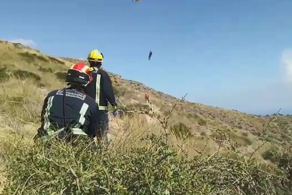 Rescatada una mujer herida al hacer senderismo en Cabo Tiñoso