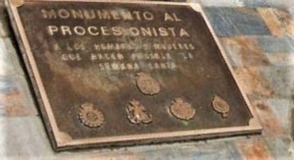 Policía Nacional recupera la placa del monumento al procesionista robada en Cartagena