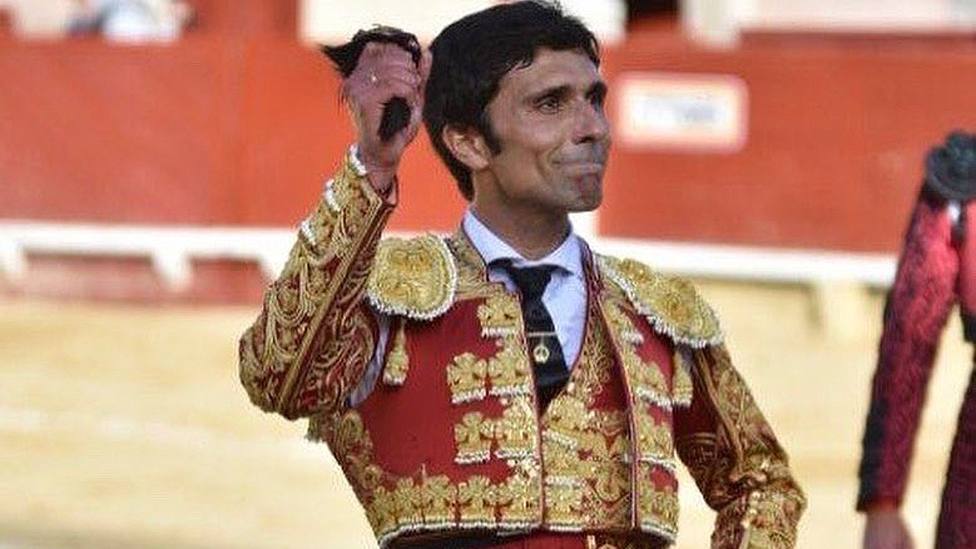Pérez Mota con la oreja cortada este sábado en Miraflores de la Sierra