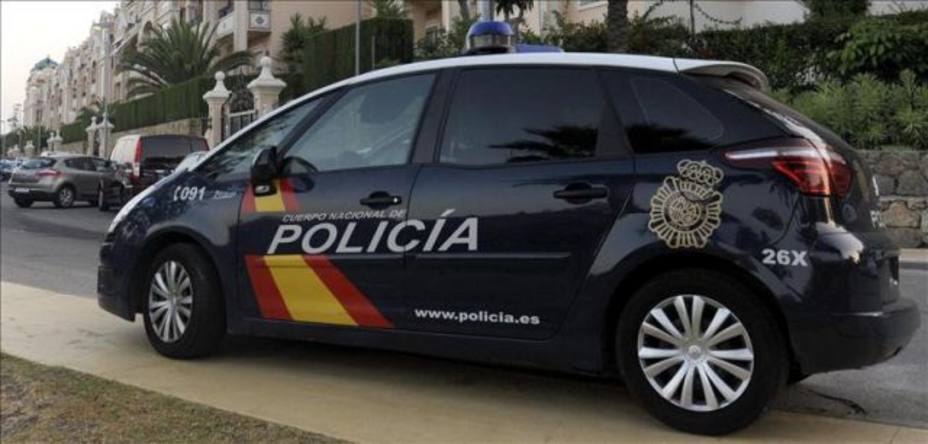 Un coche de la Policía Nacional. EFE.
