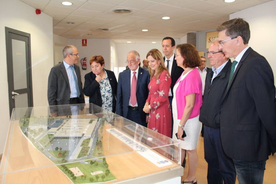 Ayuntamiento de Roquetas pondrá a disposición de la Junta los terrenos para el hospital antes de final de año