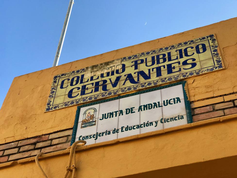 La madre de la niña con autismo de Sevilla critica que una de las profesoras denunciadas da clases en otro centro