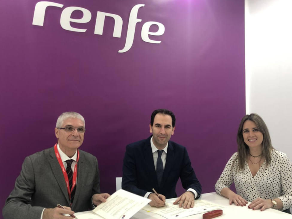 Alcalde y presidente de RENFE suscriben la prórroga para un año más del convenio de promoción turística