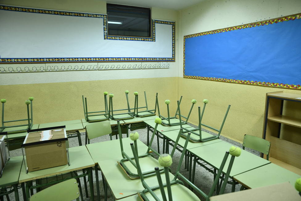 Foto de archivo de una clase escolar vacía - FOTO: Europa Press / Óscar Cañas