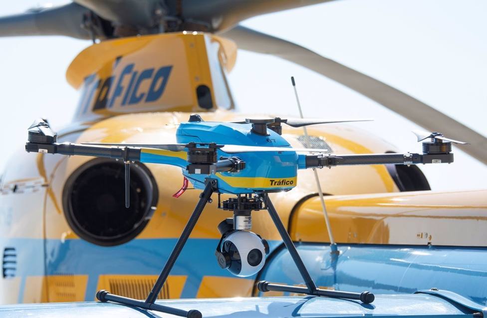 Cuidado si viajas este verano por carretera: la DGT despliega 39 drones por España