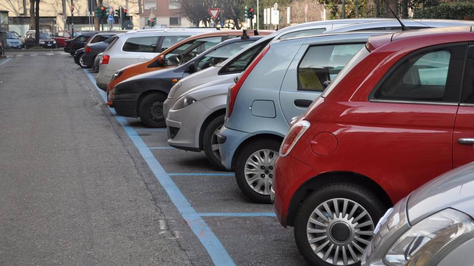 DGT: la nueva multa por la que pagarás 200 euros si no tienes cuidado al aparcar