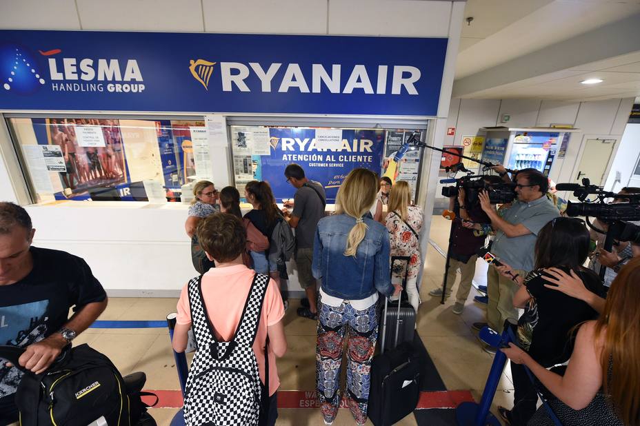 Ryanair deberá pagar 33 millones de euros a los 120.000 pasajeros afectados por la huelga