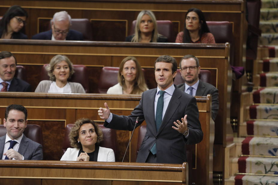 Casado y el PP trasladan su pésame a Mariano Rajoy tras la muerte de su padre