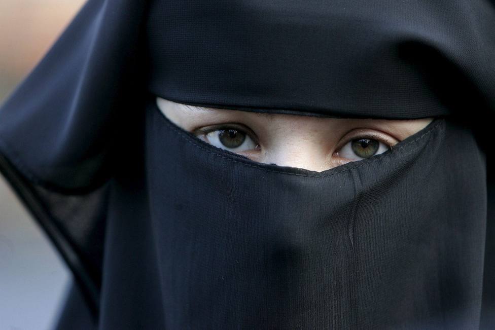 La Universidad de Kiel prohíbe el burka