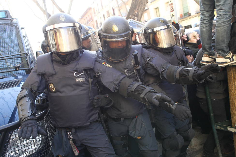 La Policía Nacional reforzará Cataluña con 100 agentes más con motivo del inicio de la campaña electoral