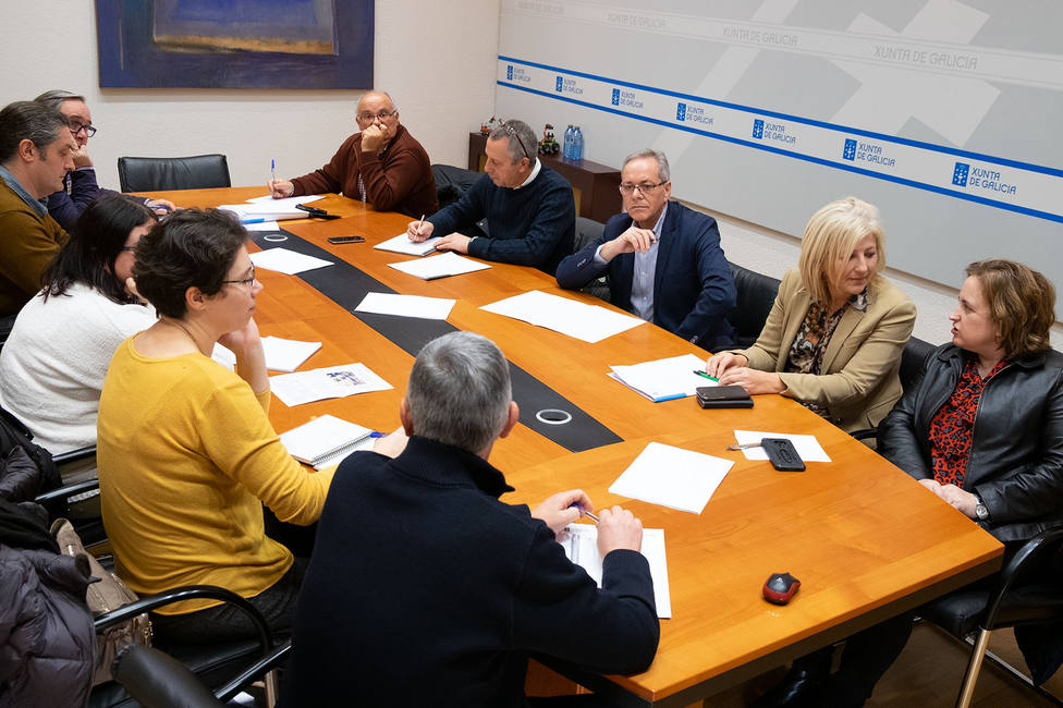 Reunión de la comisión en la que participaron técnicos de varios ámbitos - FOTO: Xunta
