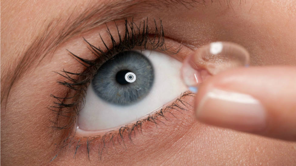Se desaconseja el uso de lentes de contacto por el riesgo de contagio de coronavirus
