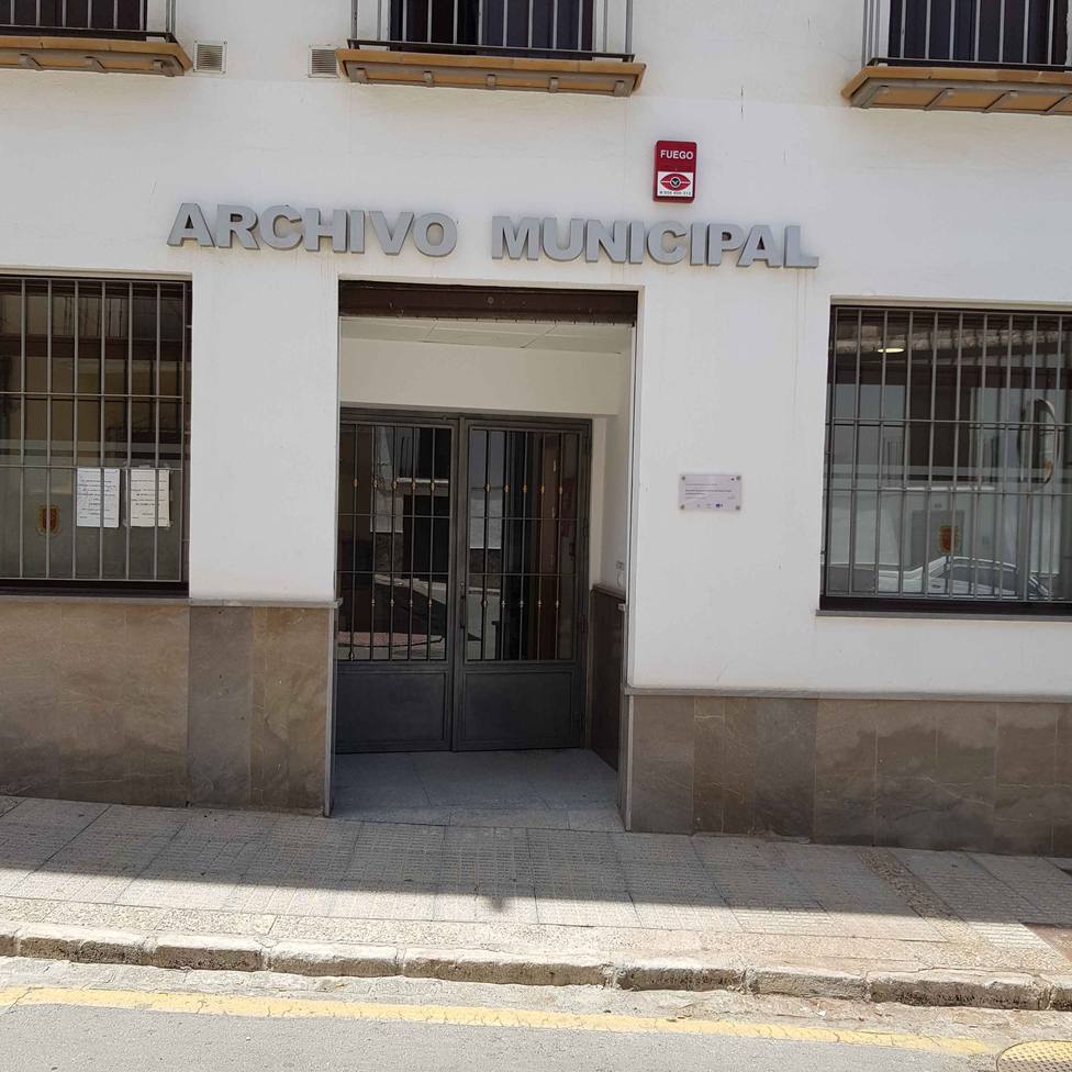 El Archivo Municipal e Histórico de Protocolos Notariales del Ayto de Guadix atiende en horario de verano