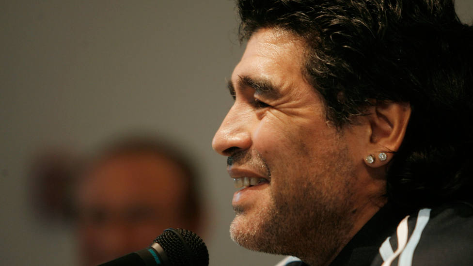 Diego Armando Maradona, durante una comparecencia ante los medios. EFE