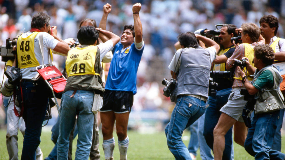 Diego Maradona, tras la victoria de Argentina a Inglaterra en el Mundial de México. CORDONPRESS