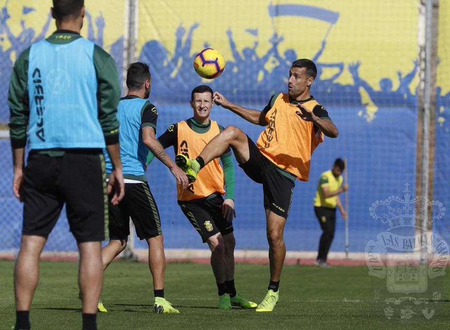 La UD Las Palmas se juega este mes parte de sus aspiraciones a subir.