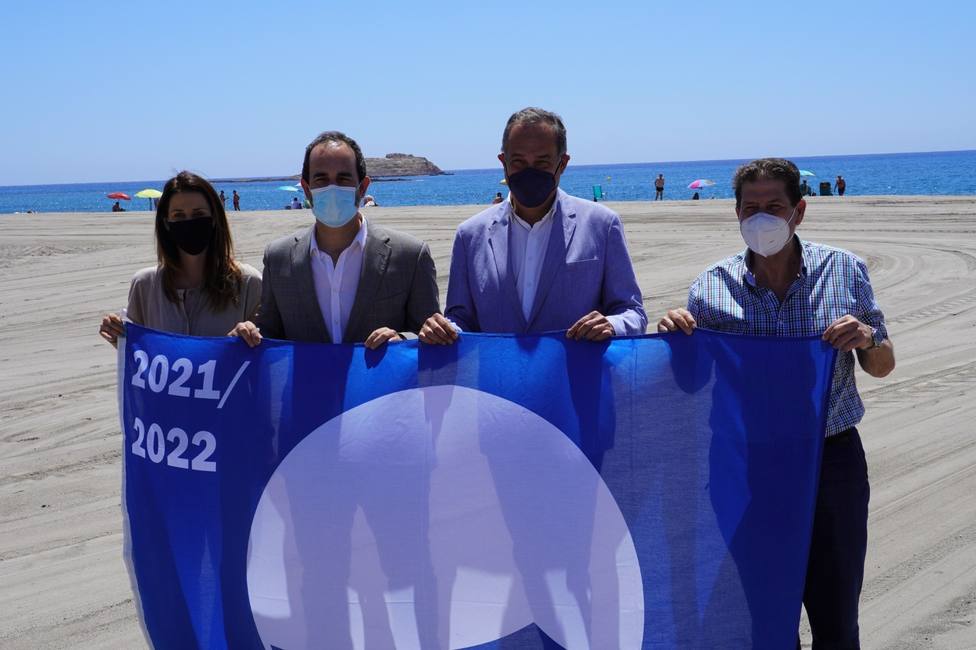 La Junta destaca la calidad de las playas de Almería para impulsar su marca turística y reactivar el sector