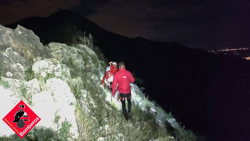 Un senderista suizo, herido con una lesión de hombro en la sierra de Callosa