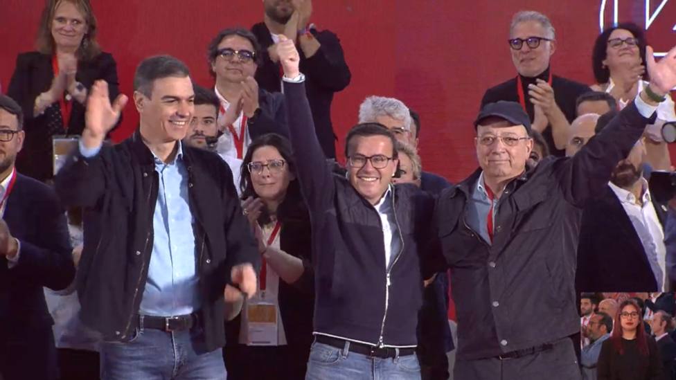 Pedro Sánchez junto a Fernández Vara inauguran el Congreso del PSOE extremeño