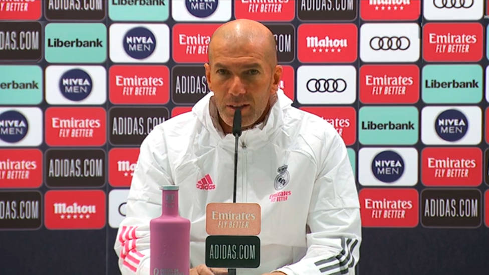 Zinedine Zidane, en la rueda de prensa previa al Barcelona - Real Madrid (IMAGEN: Real Madrid)