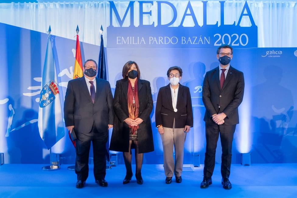 La Rede Veciñal Contra os Malos Tratos de Vigo recibe la medalla Pardo Bazán
