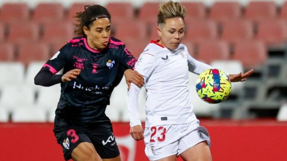 El Sevilla Femenino se afianza fuera de zona de peligro con su victoria ante el Sporting de Huelva