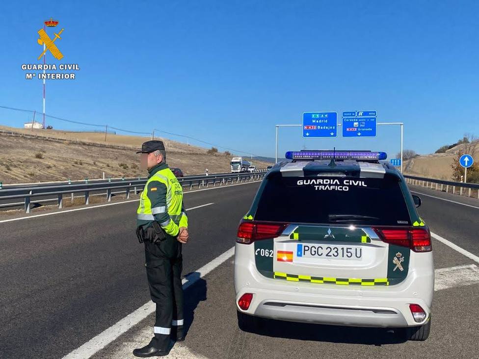 Granada.- Sucesos.- La Guardia Civil denuncia al conductor de un autobÃºs que iba a 100 kilÃ³metros/hora en un tramo de 60