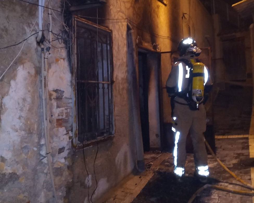 Sucesos.- Tres muertos en el incendio de una vivienda en Ricote (Murcia)
