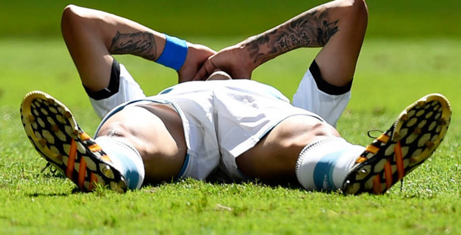 Ángel Di María en el momento de la lesión