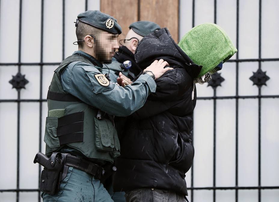Finaliza el registro en la vivienda del detenido por yihadismo en Navarra