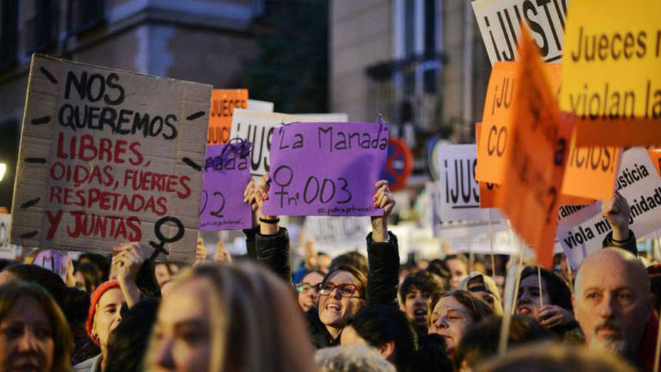 Las feministas advierten: Si La Manada sale, nosotras ocupamos las calles