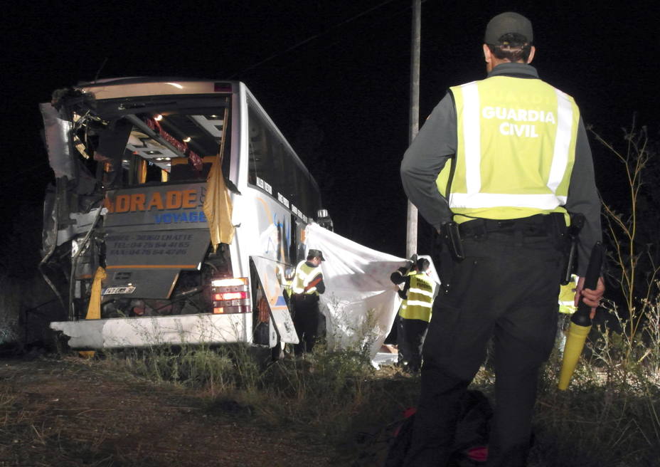 Mueren dos personas en un choque frontal entre dos camiones en Soria