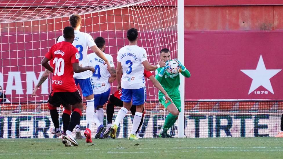 Posible alienación indebida del Alcrocón; la Ponfe líder; el Oviedo salva un punto con 9 jugadores