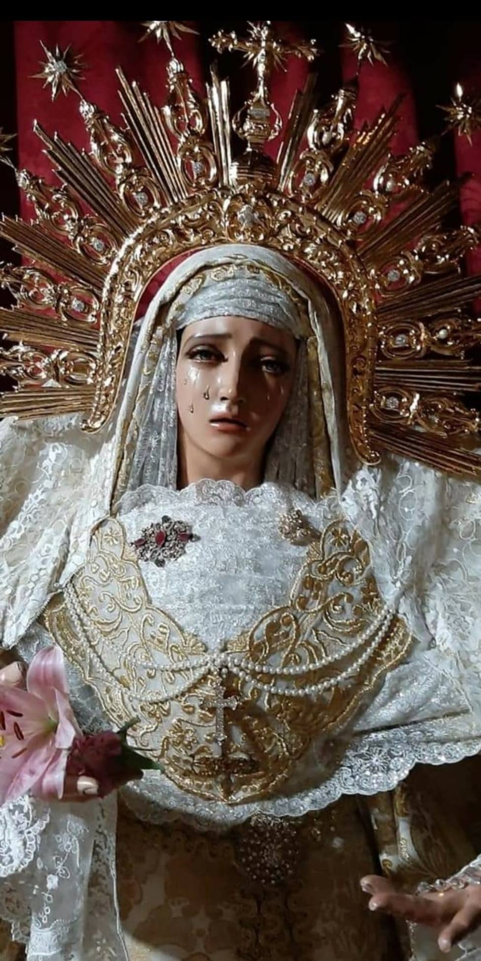 File:Virgen del Rocio Novia de Malaga Coronacion canonica.jpg - Wikipedia