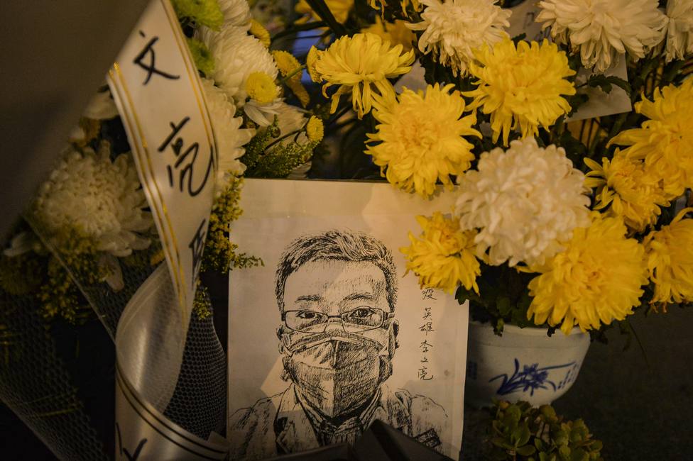 La muerte que China quiso ocultar: Li Wenliang, el médico que descubrió el covid y fue silenciado