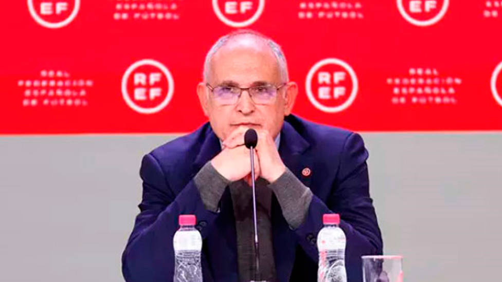 Andreu Camps, durante su etapa como Secretario General de la RFEF