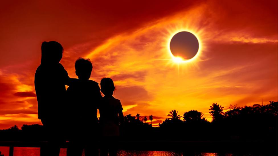 Los próximos eclipses solares visibles desde España serán en 2026 y 2027
