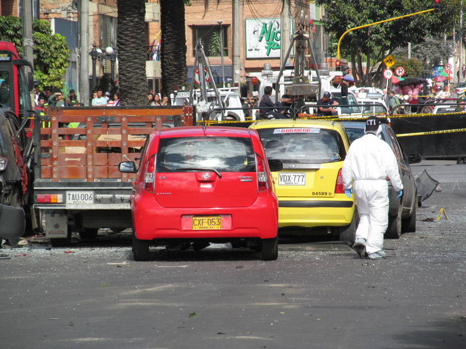 ctv-7cg-2012 car bombing in bogota colombia 2