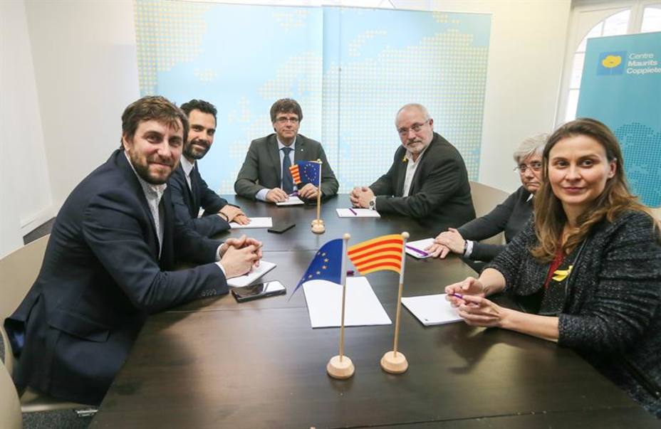 Puig, Ponsatí y Serret renuncian a su escaño y aseguran la mayoría independentista en el Parlamento catalán