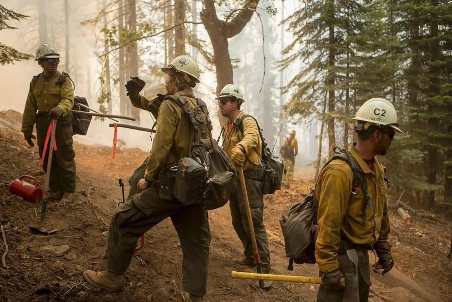 Los incendios de California se cobran tres vidas y arrasan miles de hectáreas