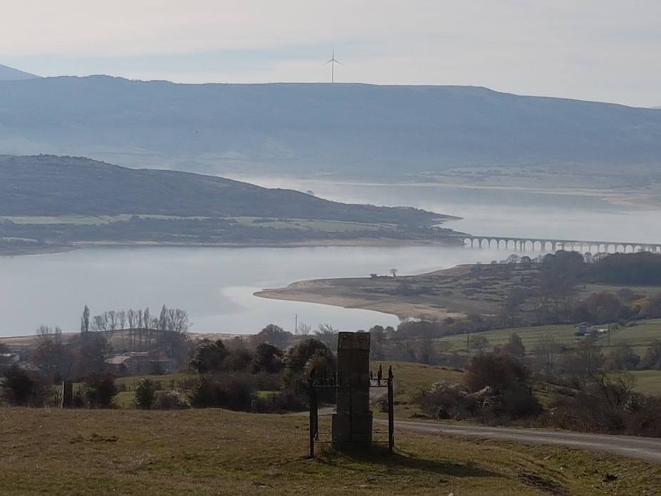 Unidos Podemos quiere marcar a Ribera los límites para volver a adjudicar instalaciones hidroeléctricas