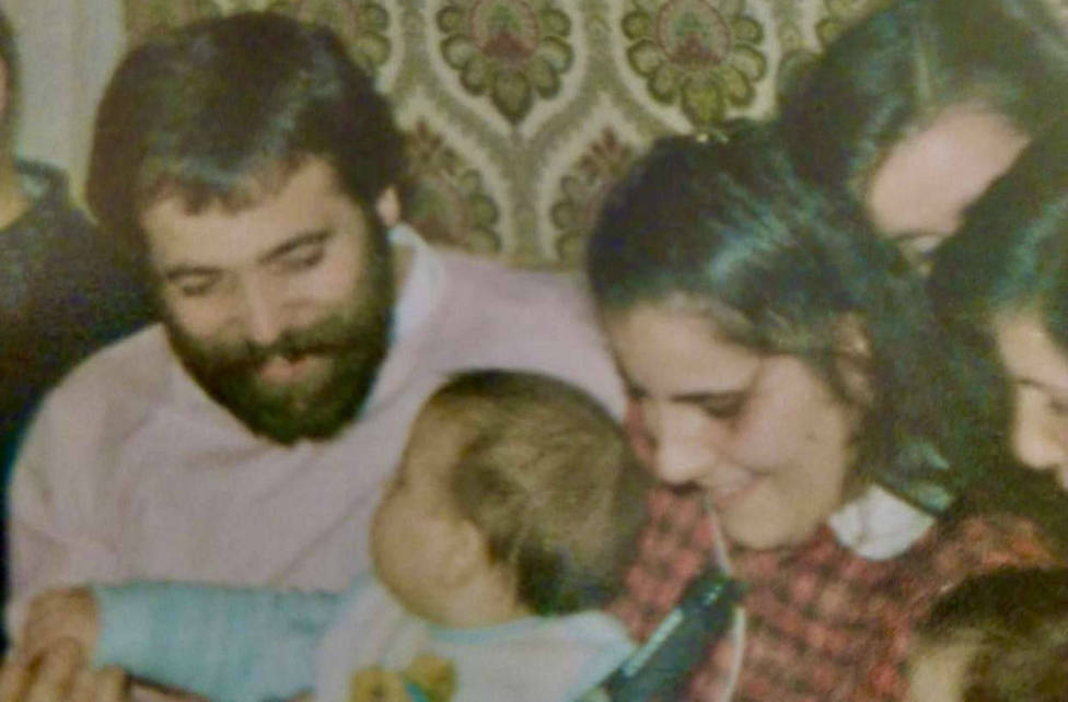 Agapito y su familia en las Navidades de 1985
