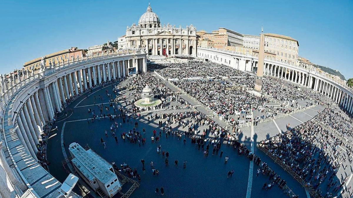 El Papa, máximo representante de los 1.400 millones de católicos en el mundo