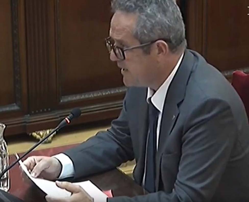 Forn sale de Soto del Real para asistir al Pleno del Ayuntamiento de Barcelona