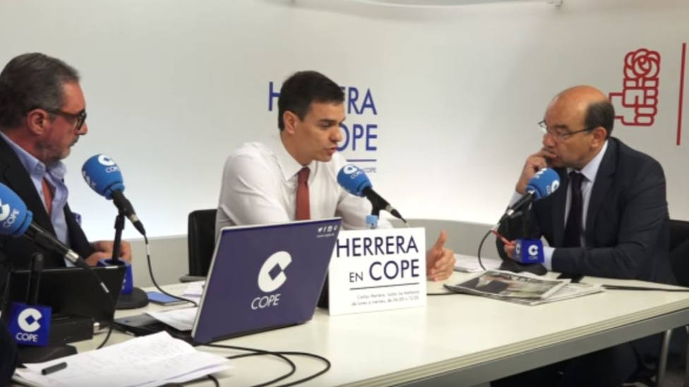 Las palabras de Sánchez sobre Colau en Herrera en COPE que le retratan tras el acuerdo para el diálogo