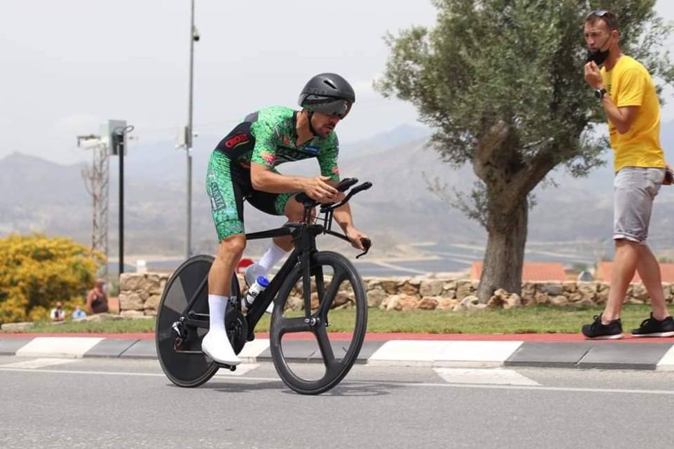 El ciclista del Brócoli Mecánico, Eloy Teruel, campeón de España Élite contrareloj